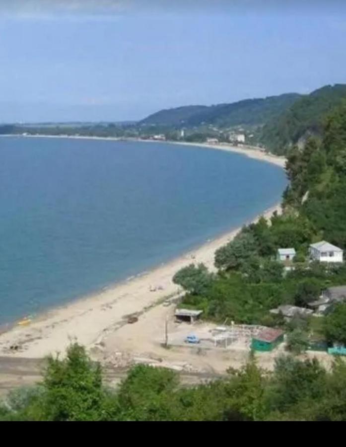 فندق بيزوندافي  Zolotaya Buhta 10 المظهر الخارجي الصورة